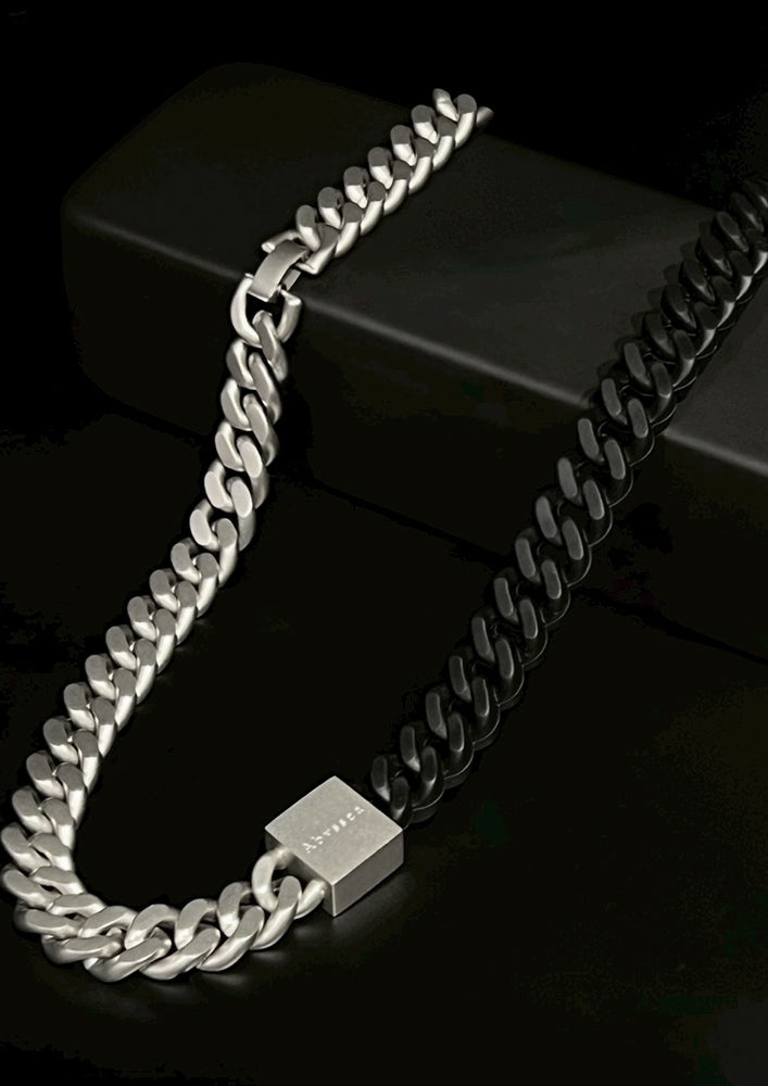 Rubber × Stainless chain necklace