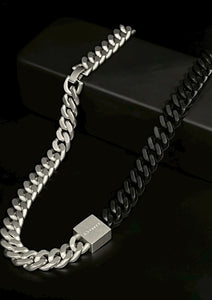 Rubber × Stainless chain necklace