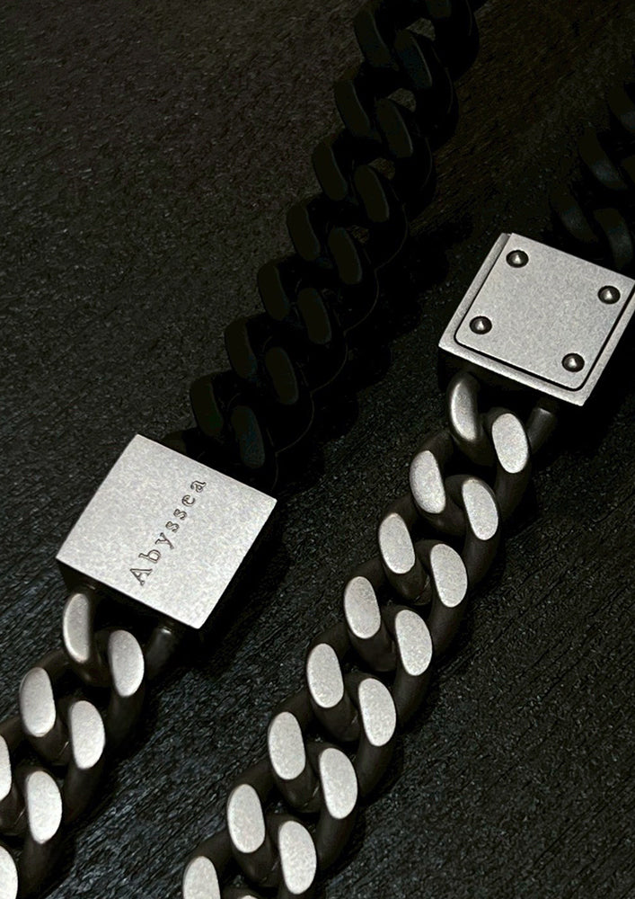 Rubber × Stainless chain necklace